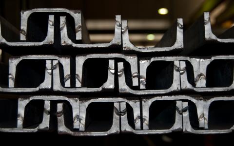 Image structural iron profile